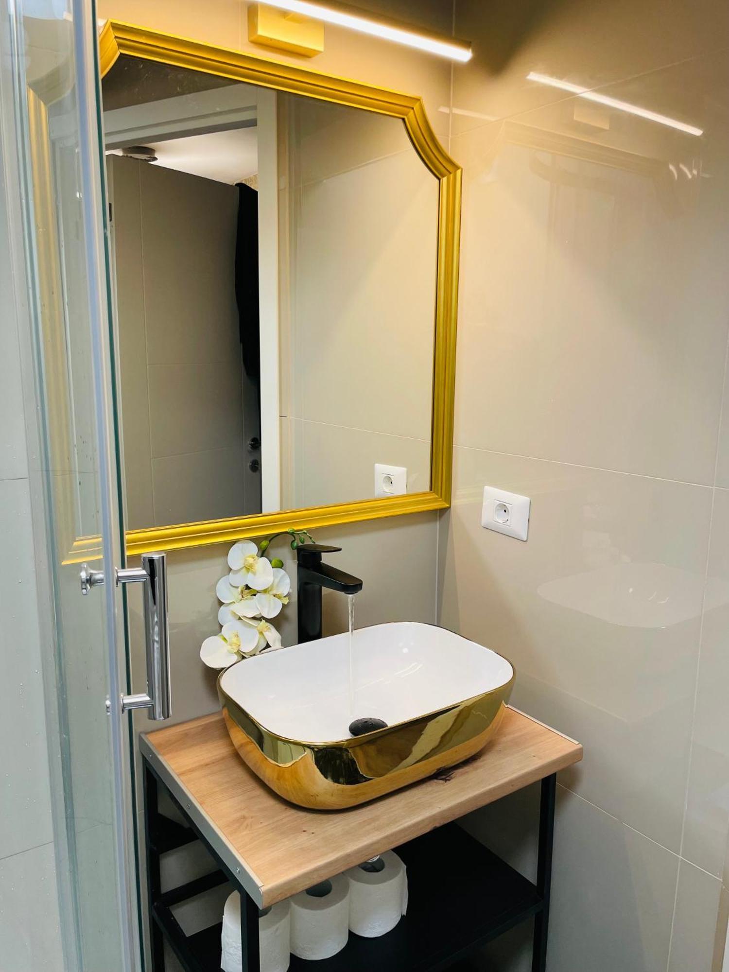 Air Residence 44 奥托佩尼 外观 照片